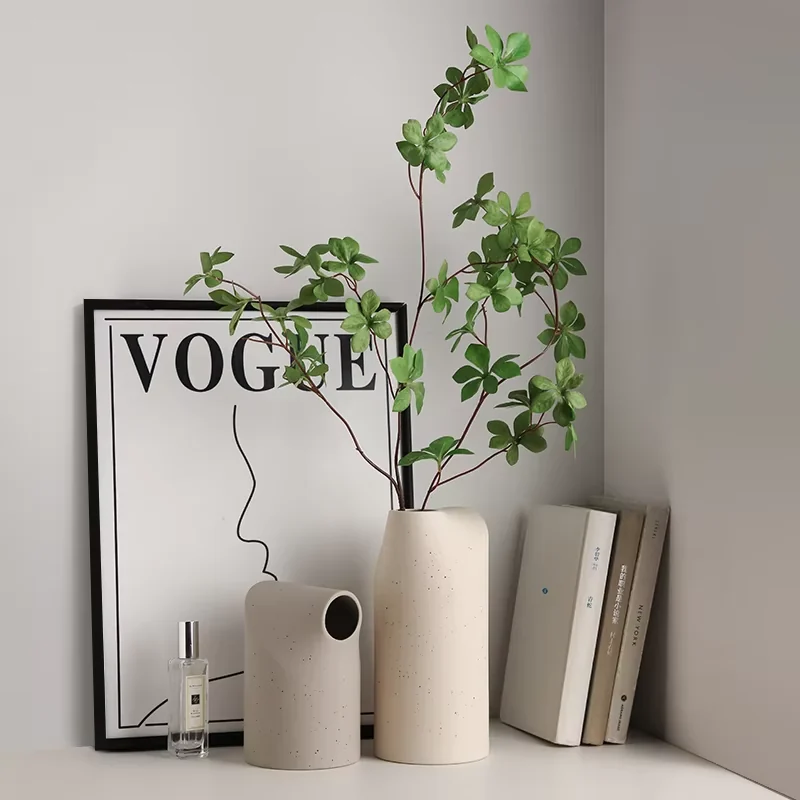 Wholesale Matte Ceramic Decorative Vase — product view 1