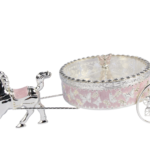 HS-GP227 butterfly horse carriage dry fruit box front angle thumbnail