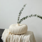 HP1035 ceramic vase form and finish detail thumbnail