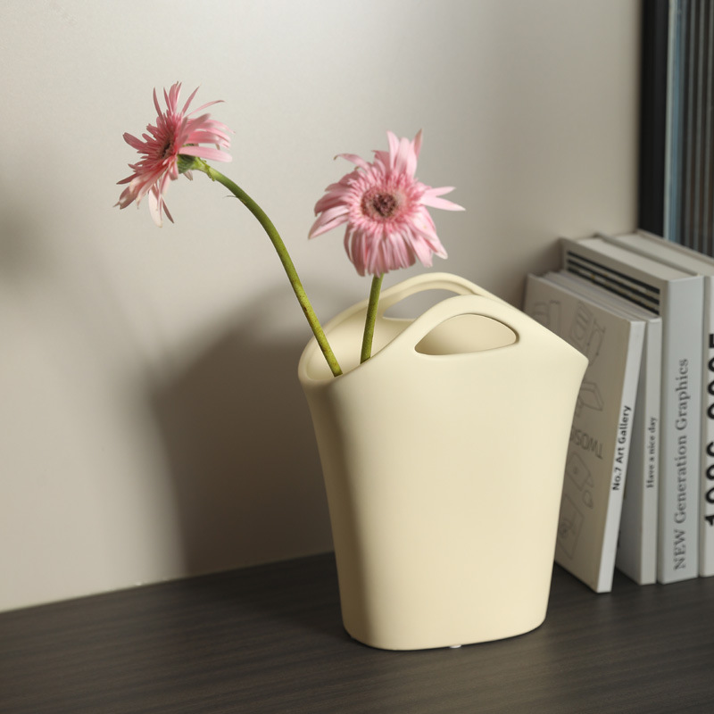 HP830 ceramic vase styled product view