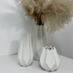 LBR5-0420W ceramic vase form and finish detail thumbnail